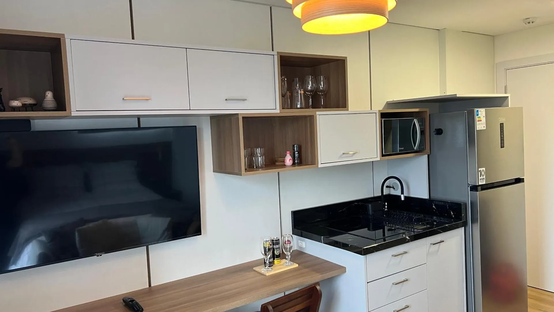 アパート Apto Studio Confortavel, Proximo A Universidade Furb E Parque Da Oktoberfest - Apartamento Novo Em Predio Novo ブルメナウ ブラジル